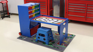 Best dad prize awarded for this transforming Lego building station
